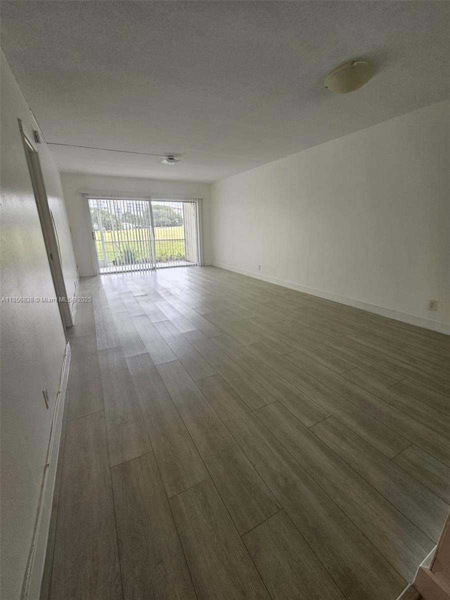 PALM-AIRE COUNTRY CLUB CO - Residential Lease