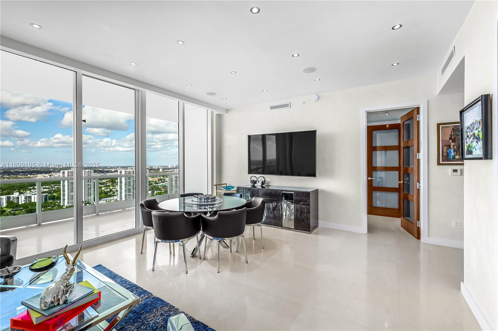 TOWERS OF PORTO VITA-NORT - Residential