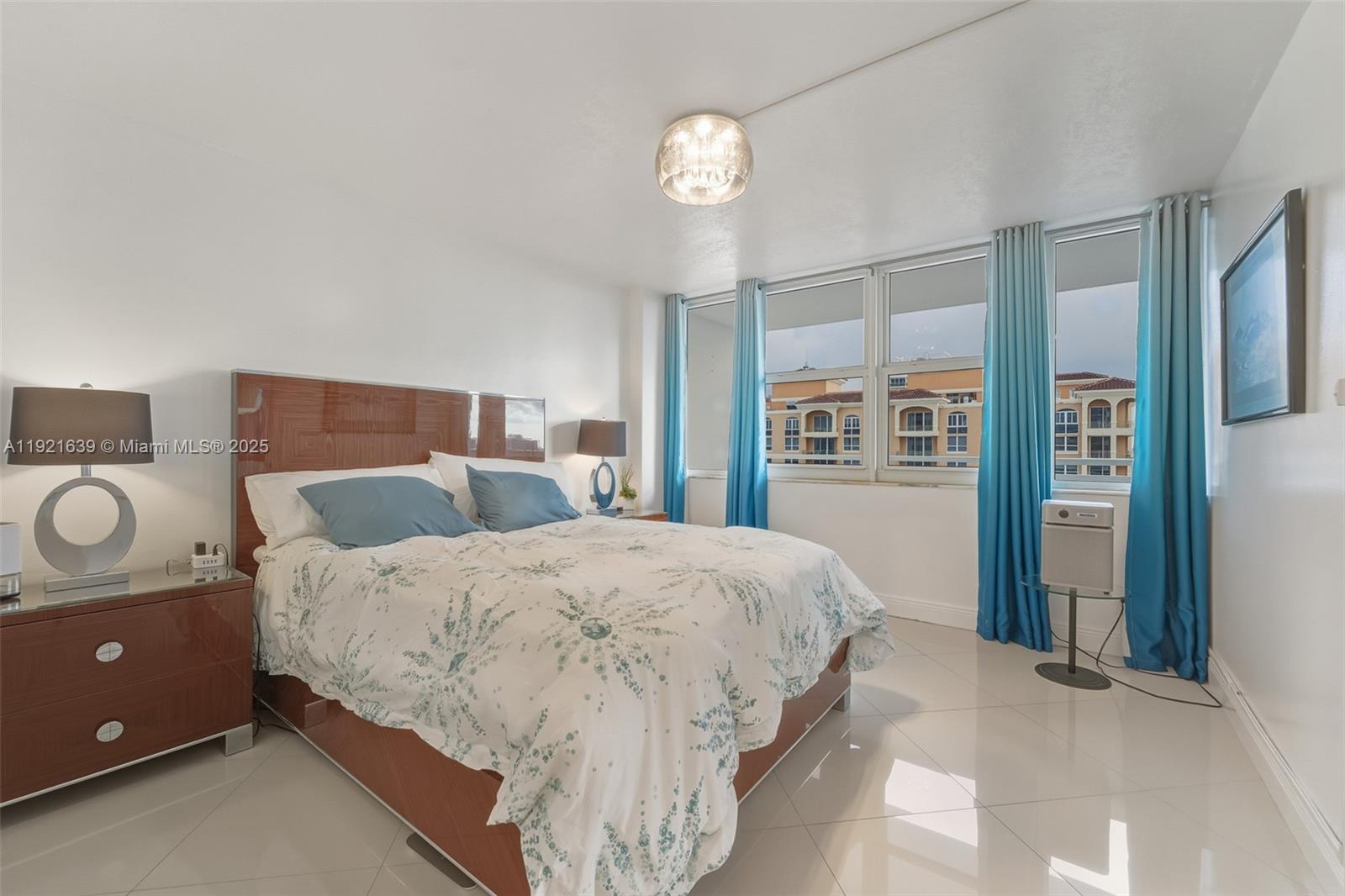 PARKER PLAZA CONDO ESTATE - Residential