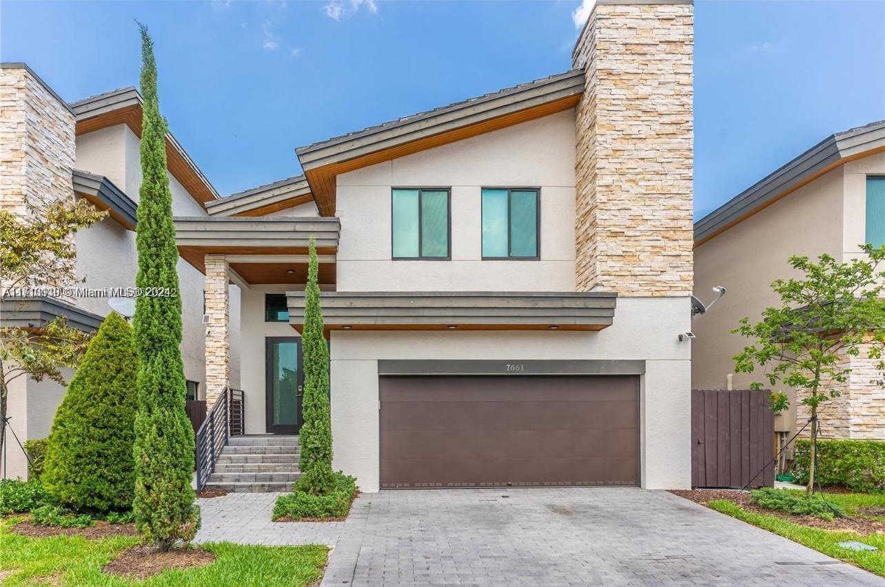 Welcome to your new home in the heart of Doral, where luxury and modernity converge. This stunning 4-bedroom, 4-bathroom house offers an elegant and sophisticated lifestyle, perfect for those seeking comfort and exclusivity. Gated community with 24 hours security, fully equipped, luxury clubhouse. Situated in a quiet and secure community close to shops, restaurants, and excellent schools