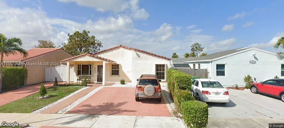 Address Not Disclosed, Miami, Broward County, Florida - 4 Bedrooms  
2 Bathrooms - 