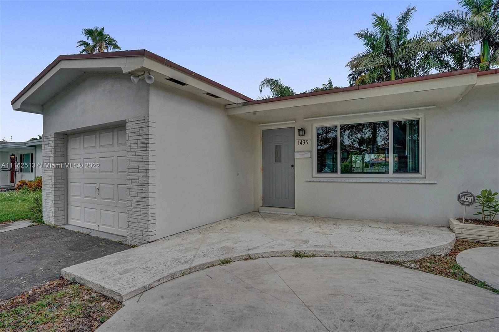 HOLLYWOOD HOMESITES HIGH - Residential