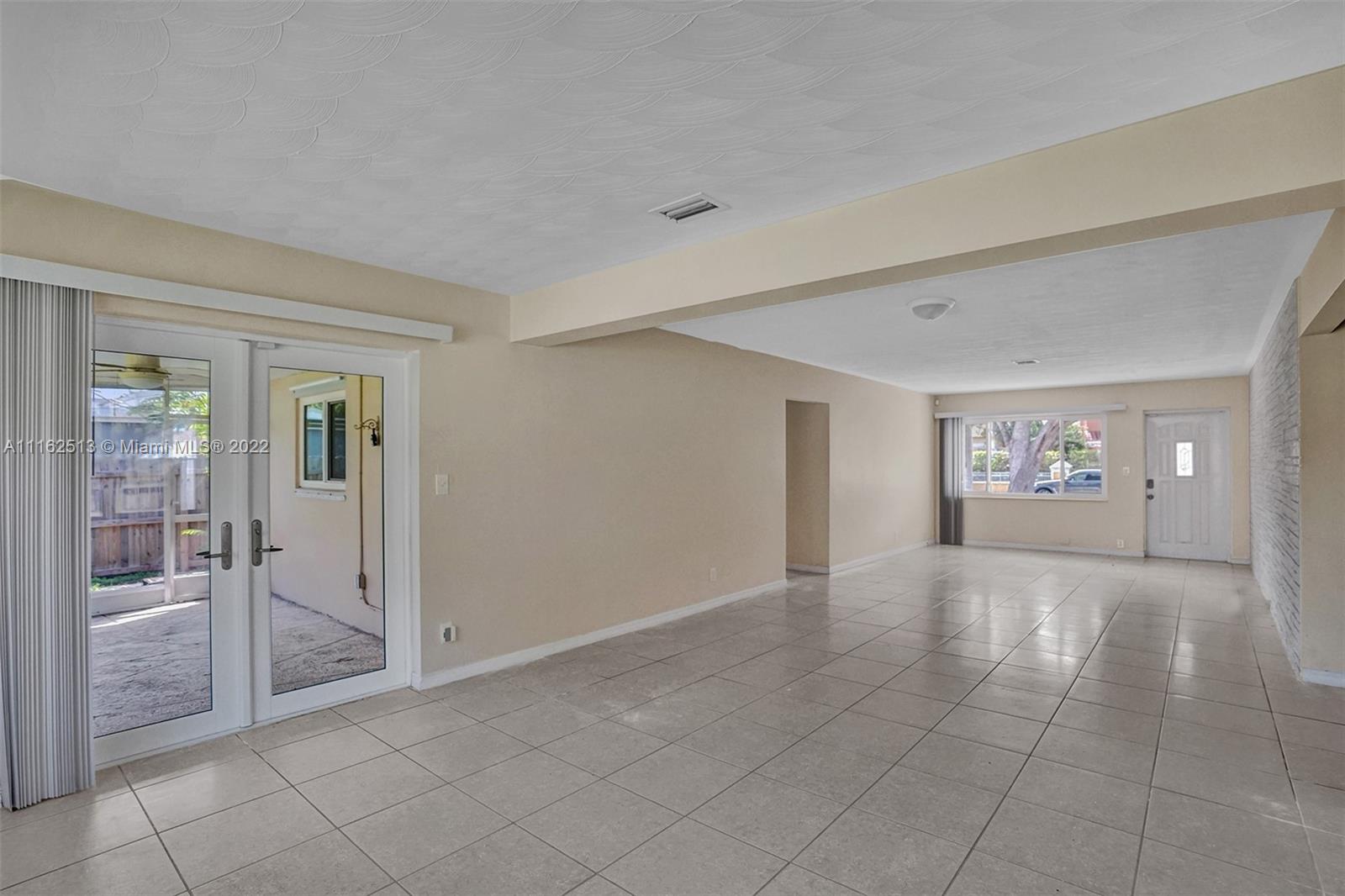 HOLLYWOOD HOMESITES HIGH - Residential