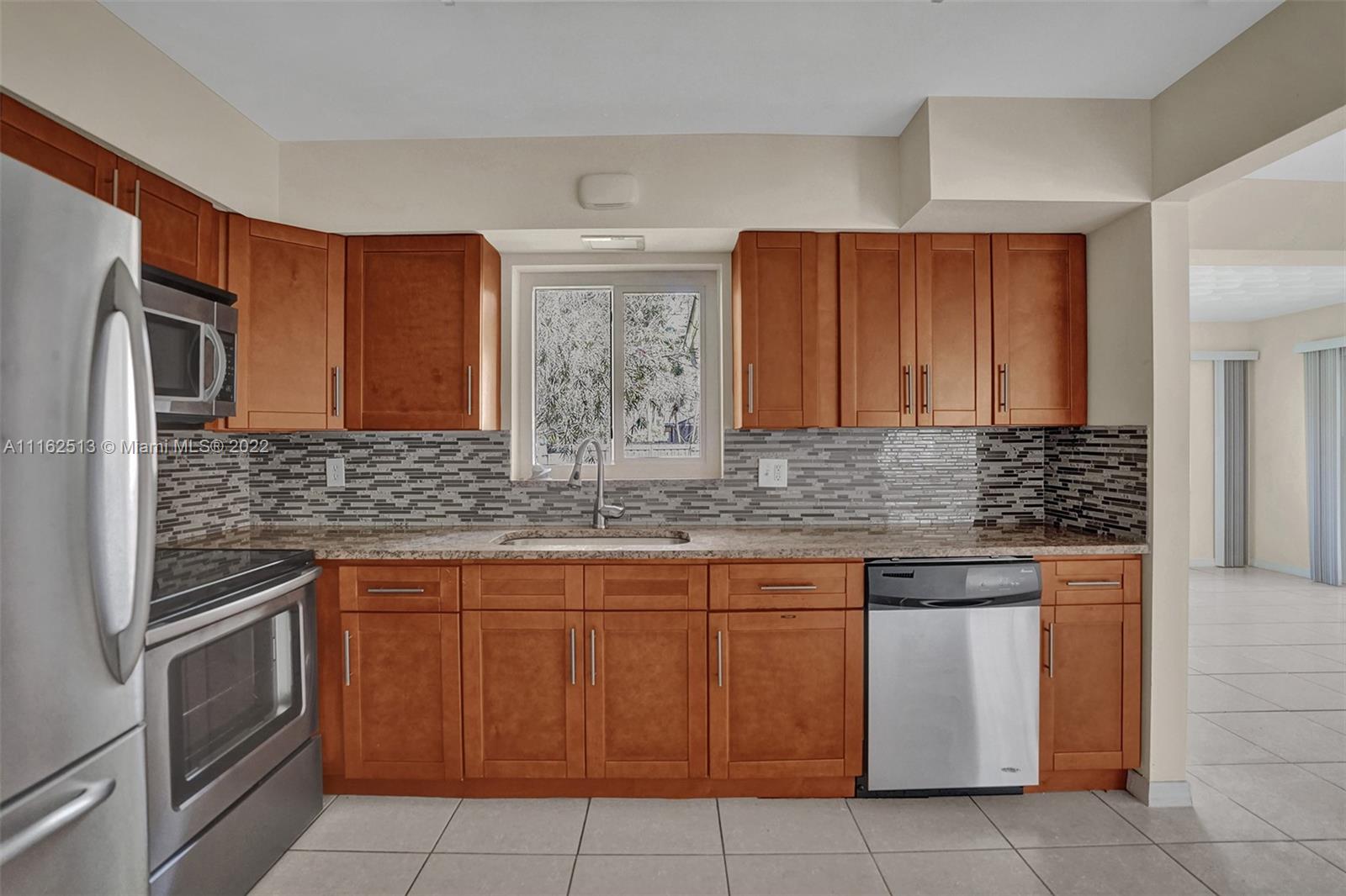 HOLLYWOOD HOMESITES HIGH - Residential