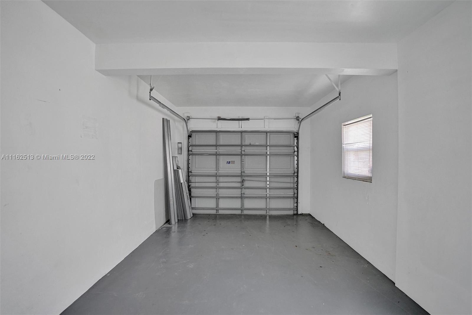 HOLLYWOOD HOMESITES HIGH - Residential