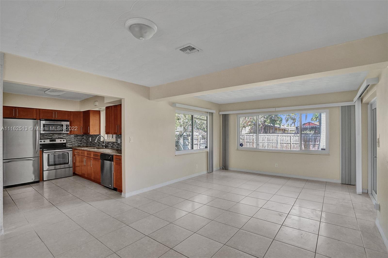 HOLLYWOOD HOMESITES HIGH - Residential