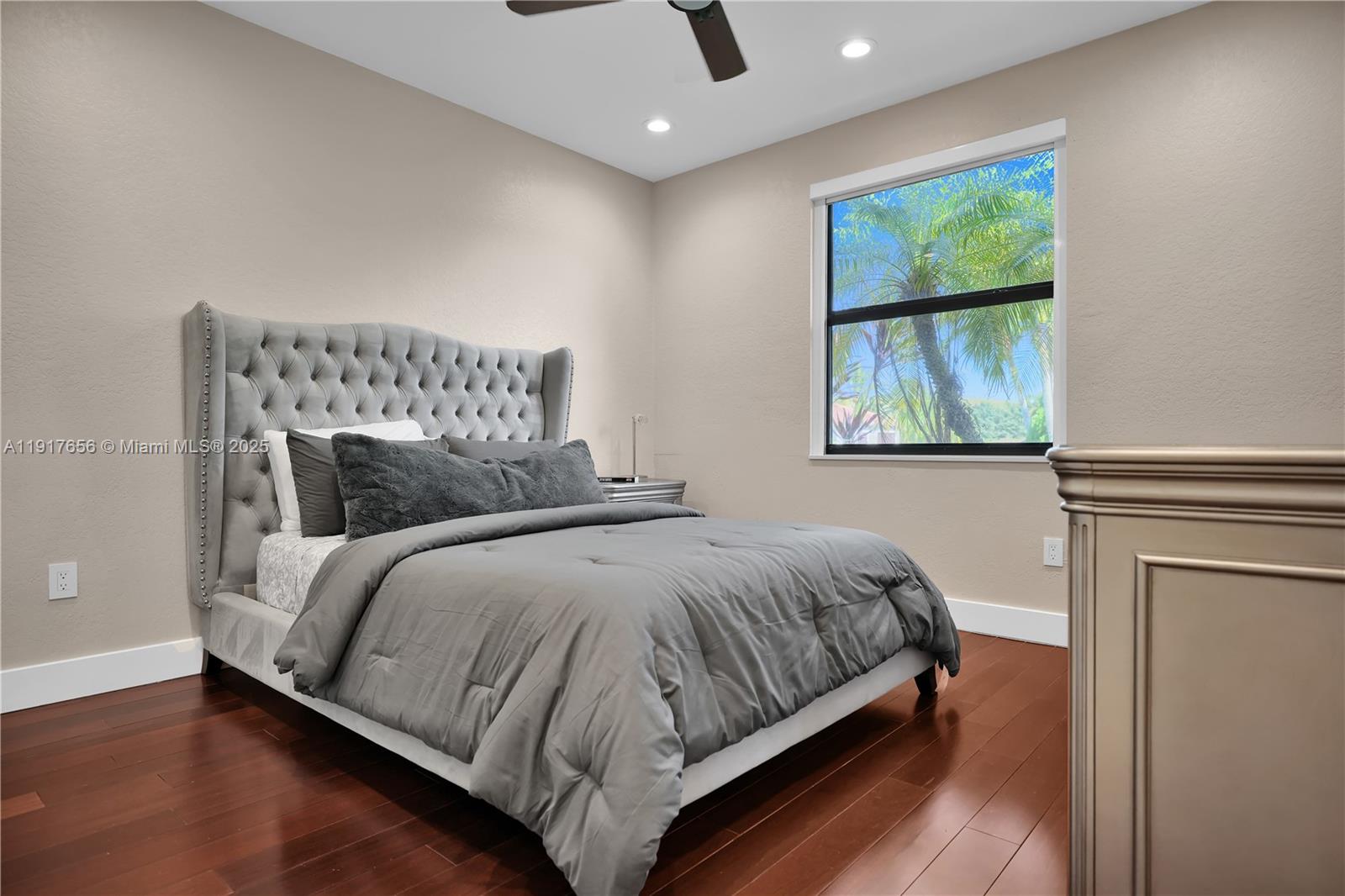 RIVERSTONE - Residential