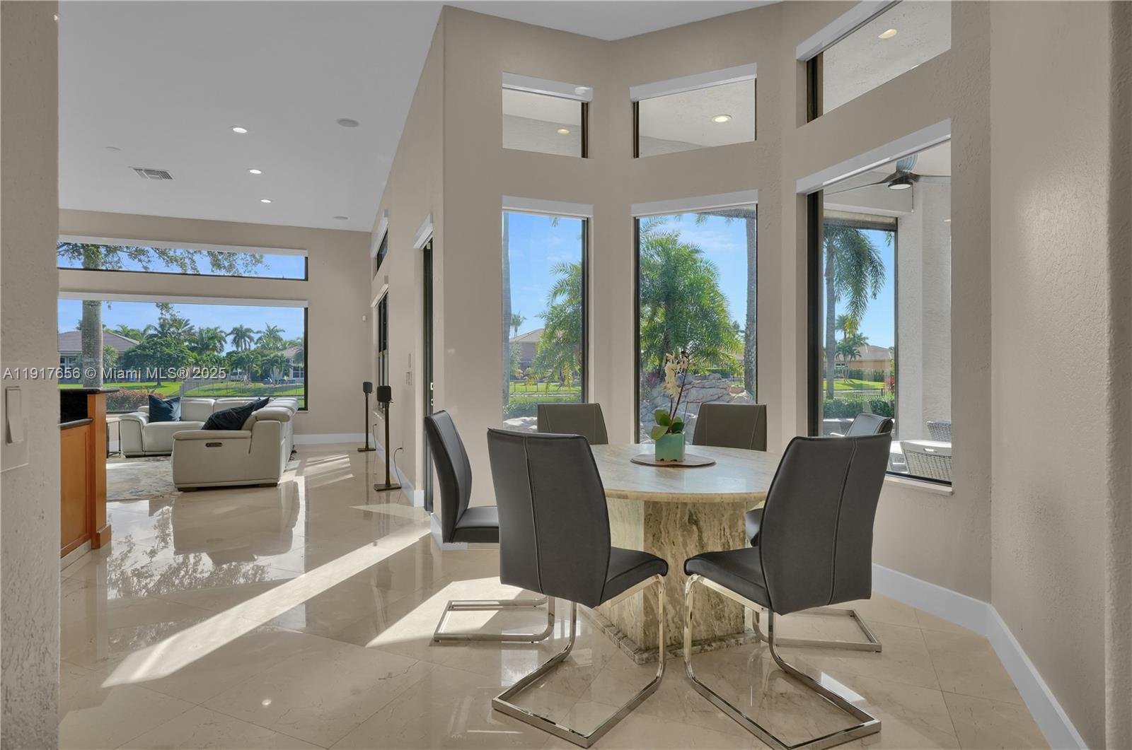 RIVERSTONE - Residential