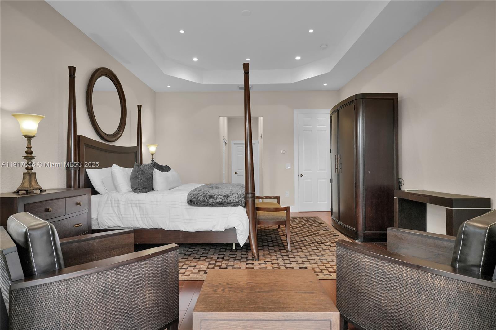 RIVERSTONE - Residential