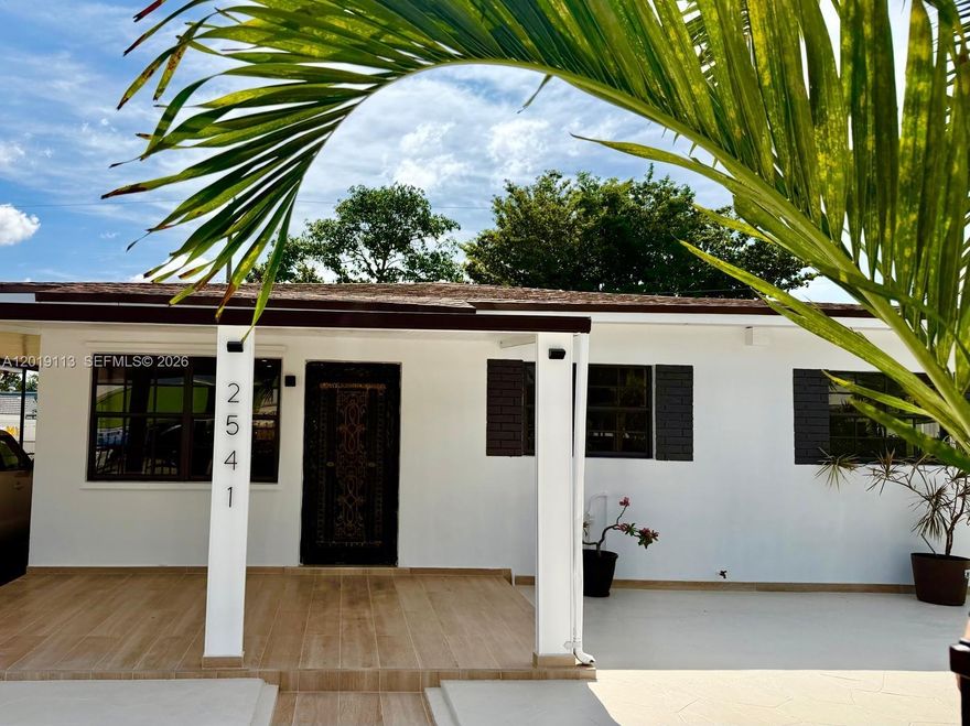 This Beautiful home will delight even your most demanding client. It's located in a quiet, family-friendly residential area, close to schools, shopping centers and with easy access to I-95.
The Property has been completely remodeled and features a brand-new roof, and water heather, 3 spacious bedrooms, 3 very comfortable bathrooms, and a spectacular California closet.
The Kitchen is truly stunning, with details that will be greatly appreciated by the Queen of the house: spacious, bright, elegant, and highly functional.  All floors are finished with premium-quality ceramic tile.
The home also included a laundry area and a large, bright backyard featuring a custom built barbecue grill, perfect for gathering with family and friends. The electric fence provides the security every home needs.
Closing a deal has bever been easier. 
What are you waiting for?  Bring your clients to visit, and they will fall in Love wit their New Home.
