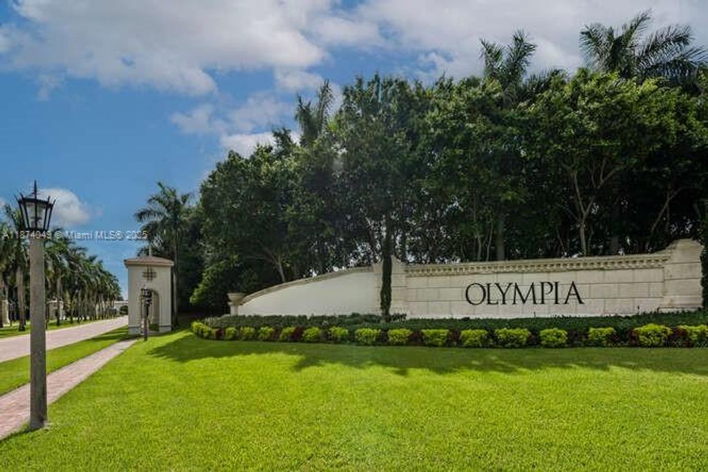 Photo of 9770 Scribner Ln, Wellington, FL 33414 (MLS # A11874049)