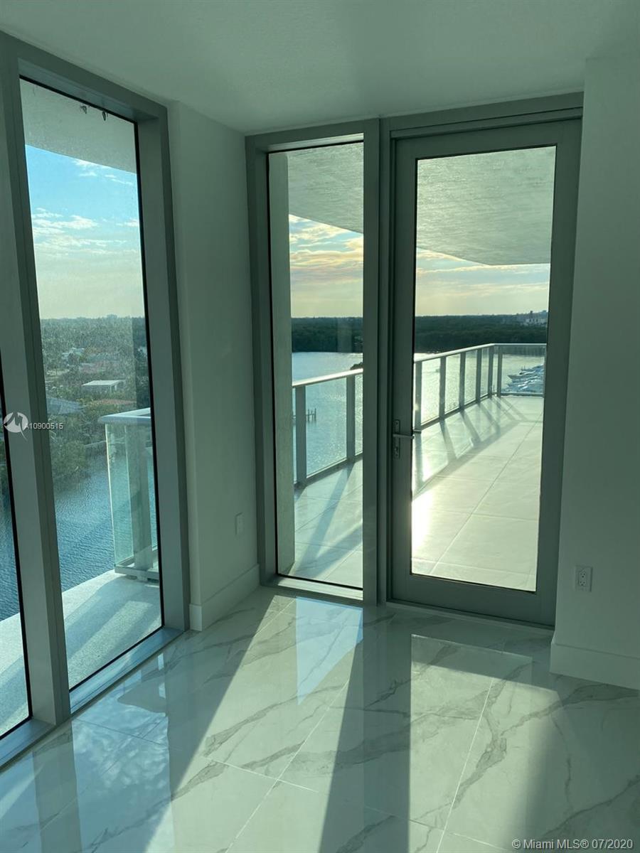 PARQUE TOWERS CONDO - Residential Lease