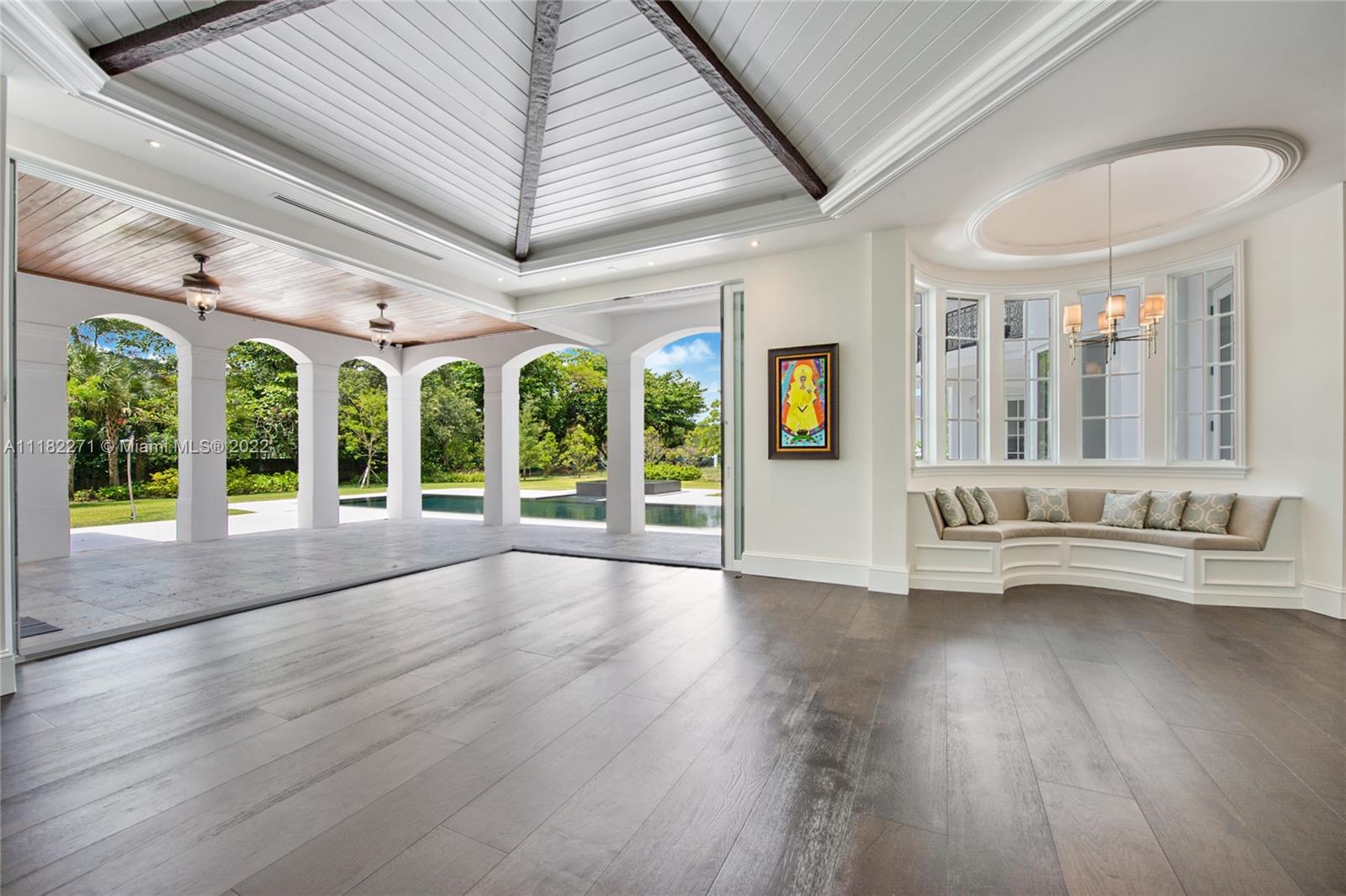 Pinecrest Shear Estates - Residential