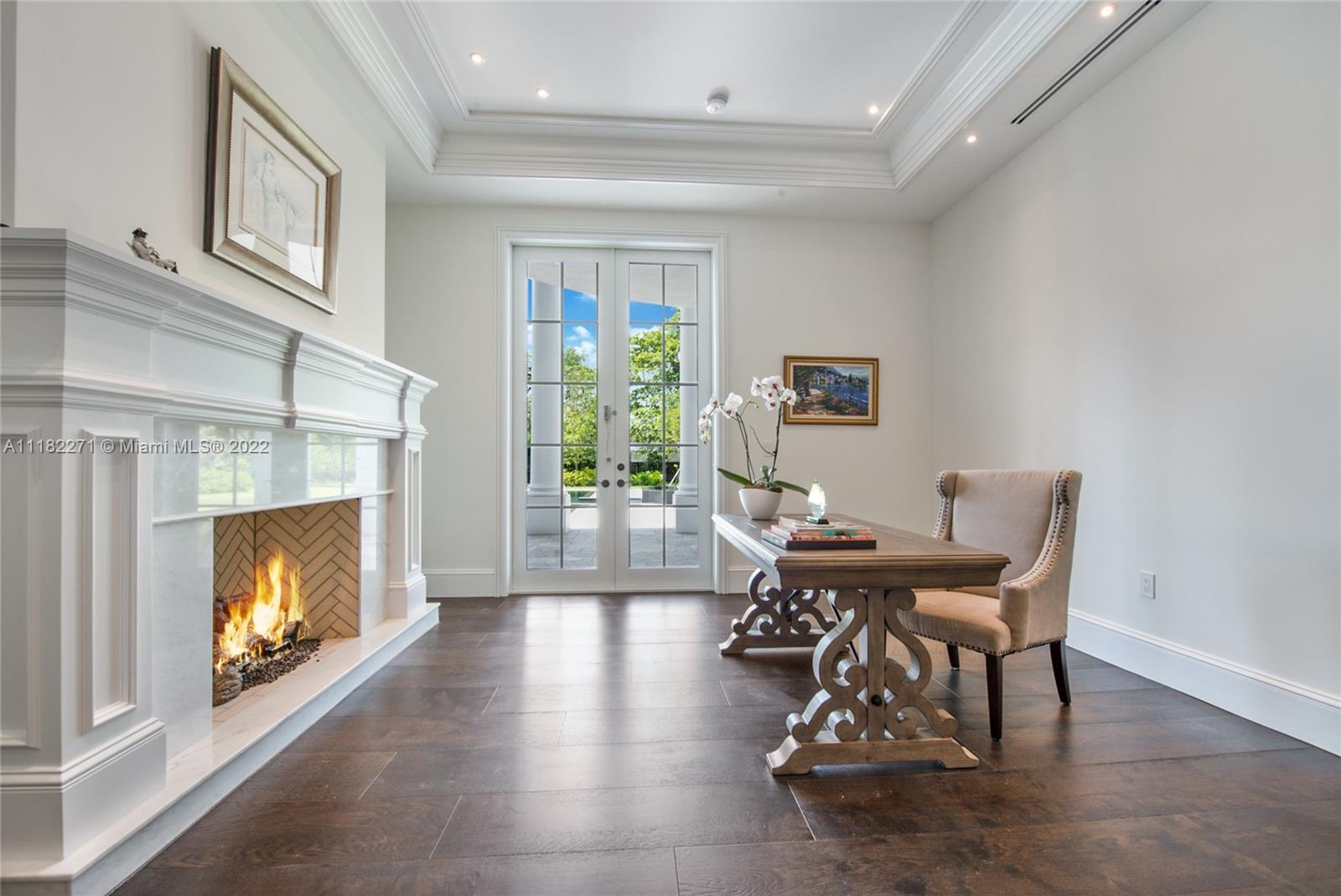 Pinecrest Shear Estates - Residential