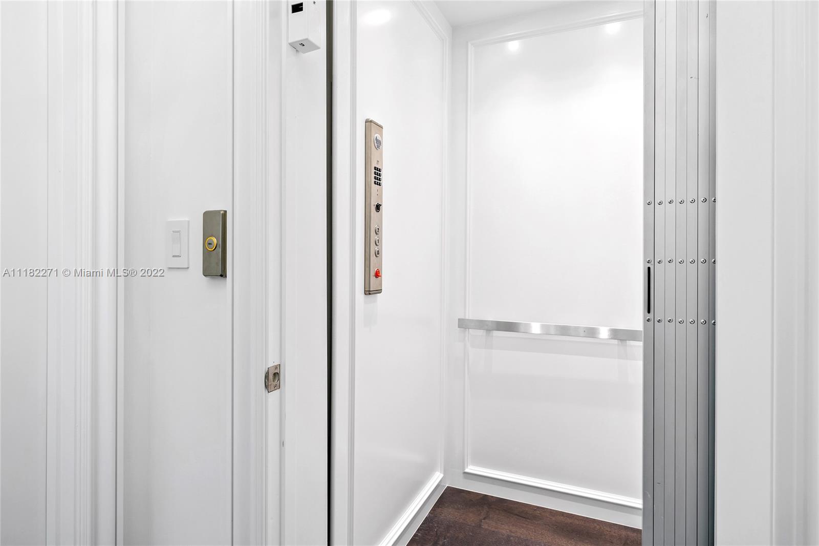 Pinecrest Shear Estates - Residential