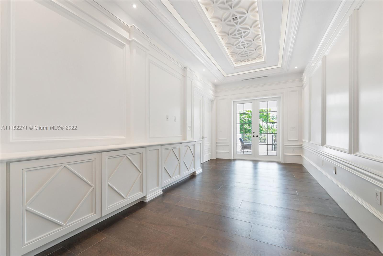 Pinecrest Shear Estates - Residential