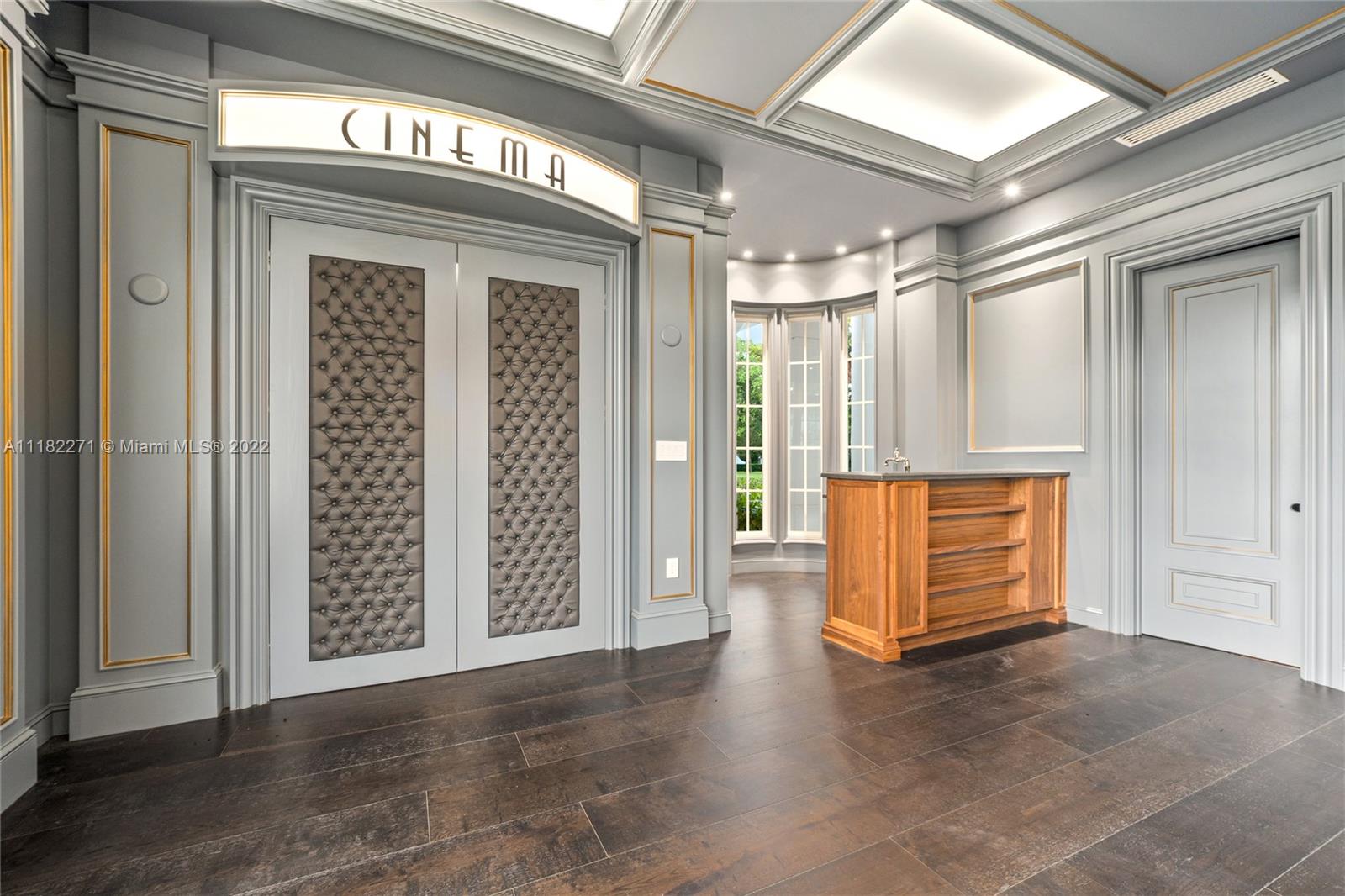 Pinecrest Shear Estates - Residential