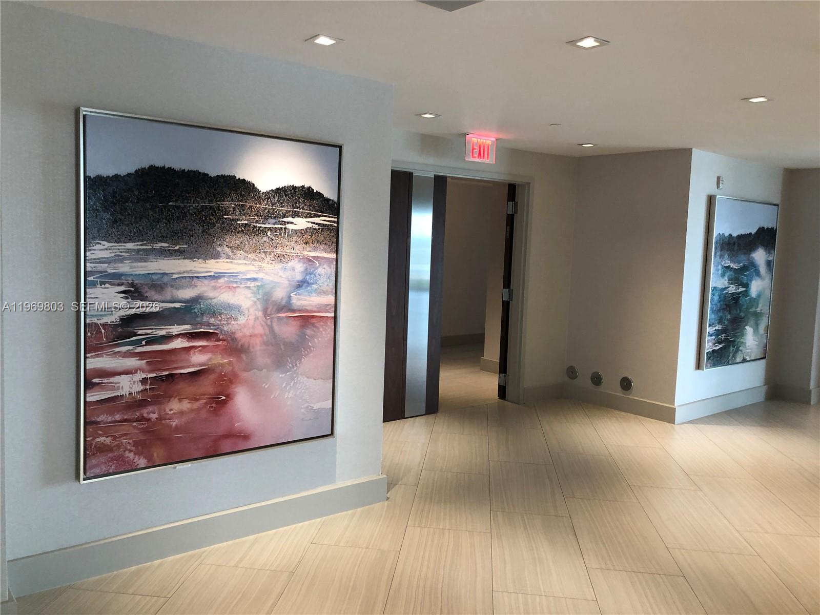 PARQUE TOWERS CONDO - Residential