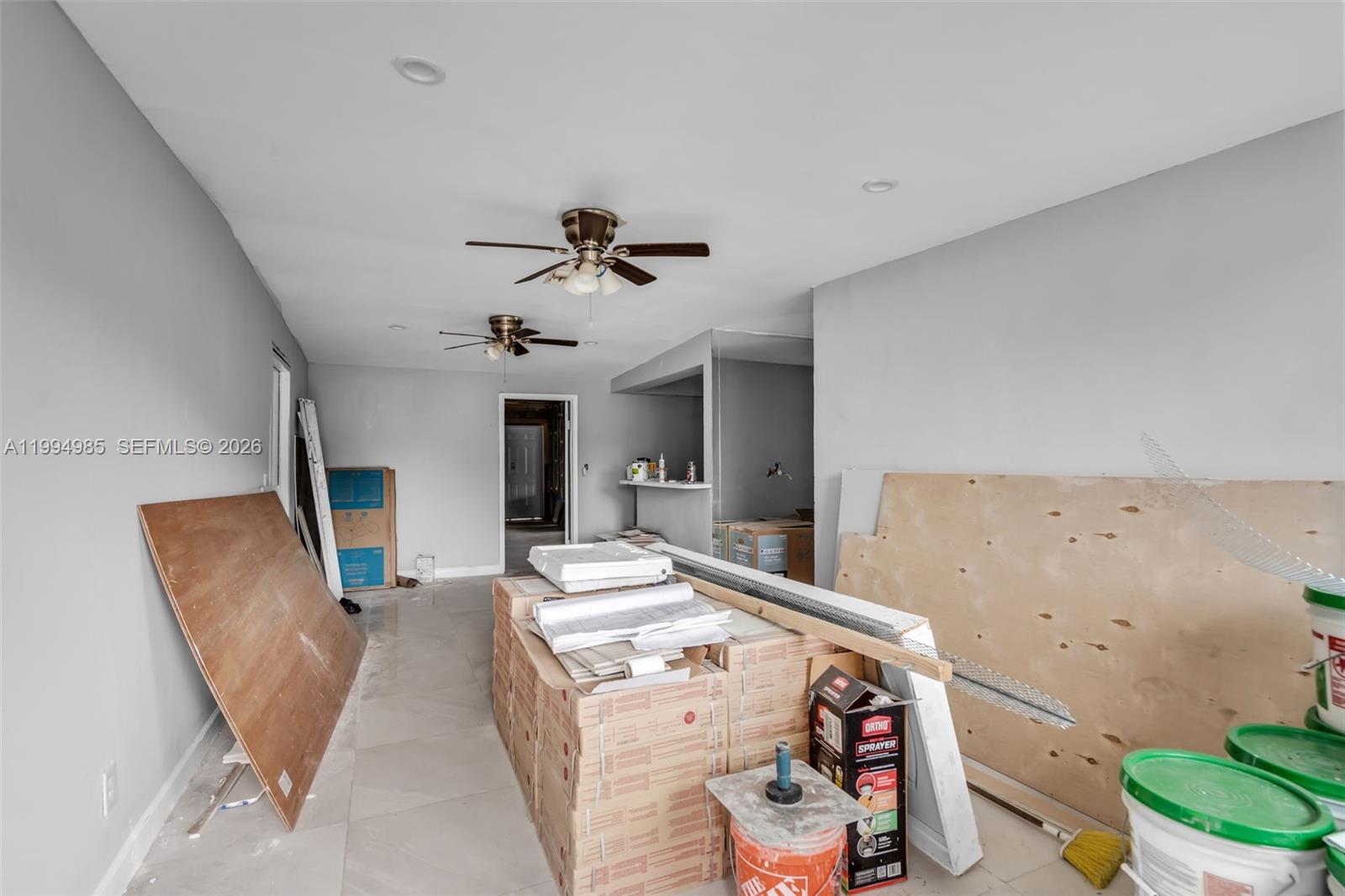 LAKE AIRE ESTATES - Residential