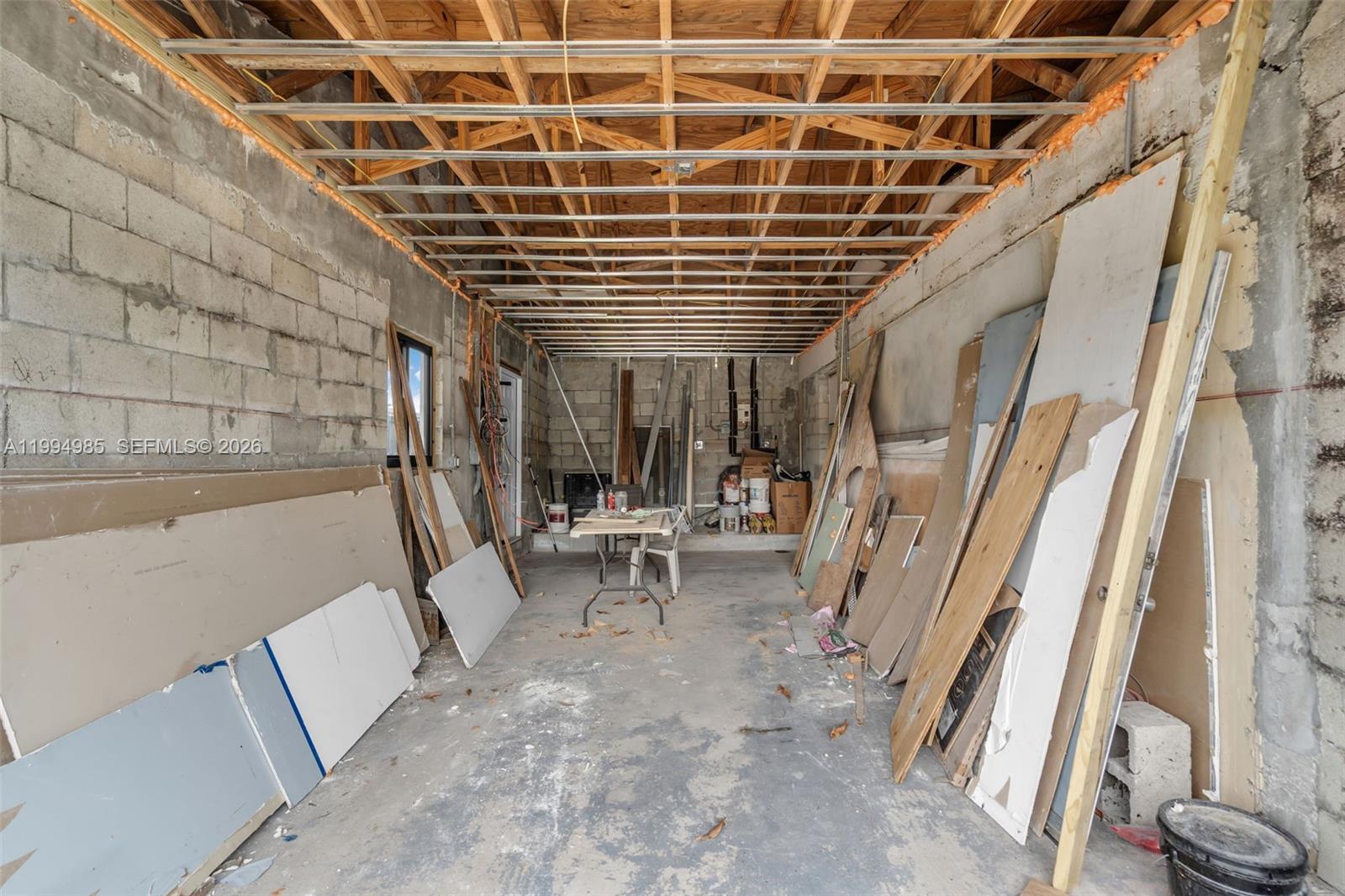 LAKE AIRE ESTATES - Residential