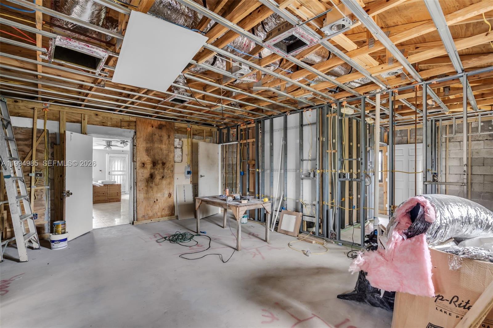 LAKE AIRE ESTATES - Residential