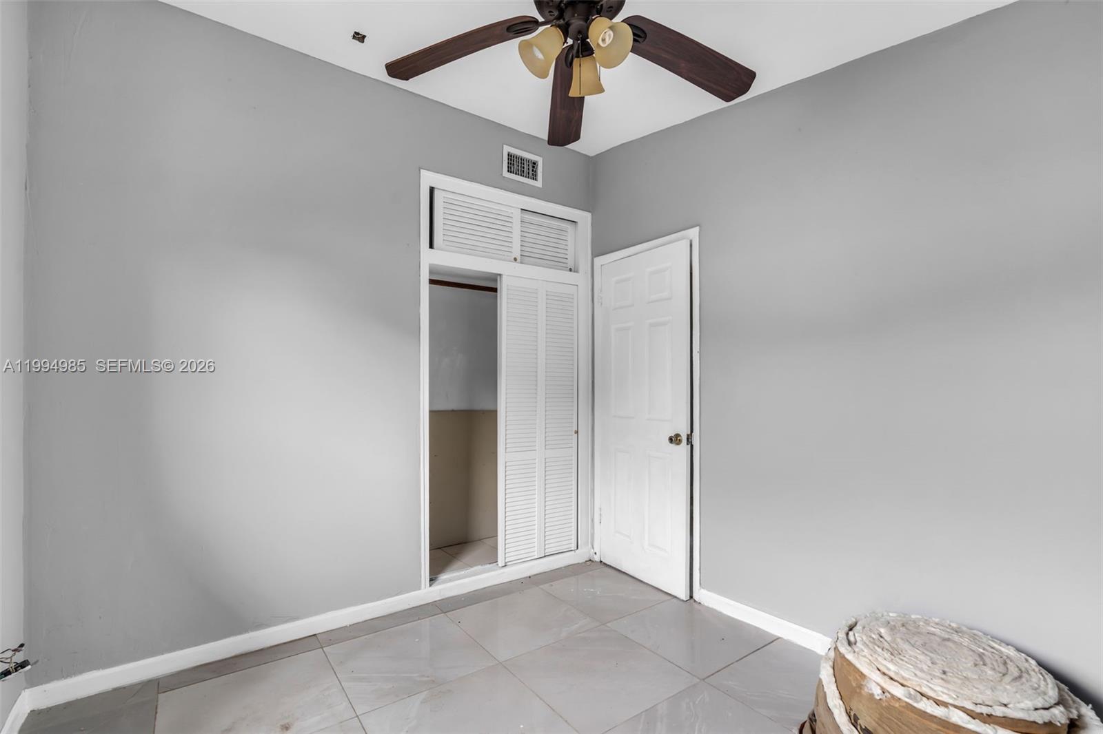 LAKE AIRE ESTATES - Residential