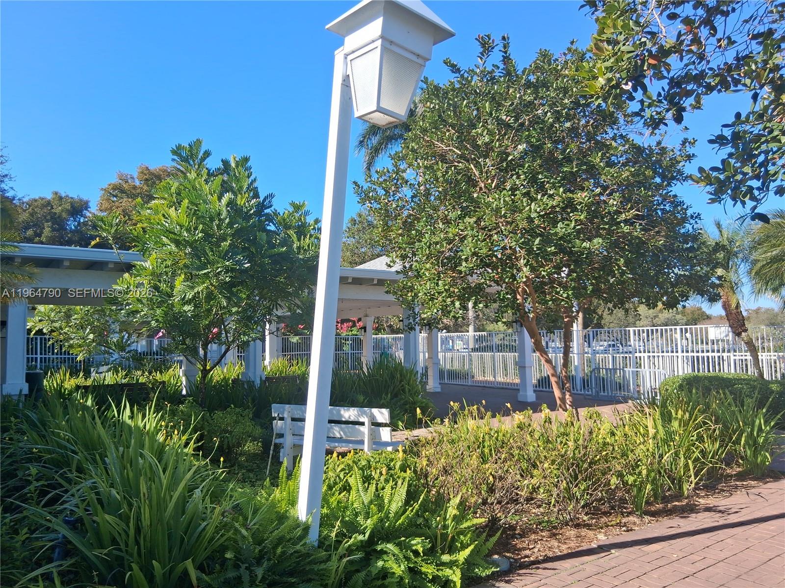 WEITZER COUNTRY HOMES - Residential