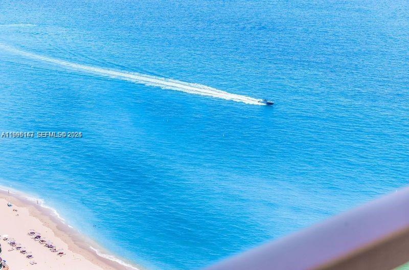 LA PERLA CONDO - Residential