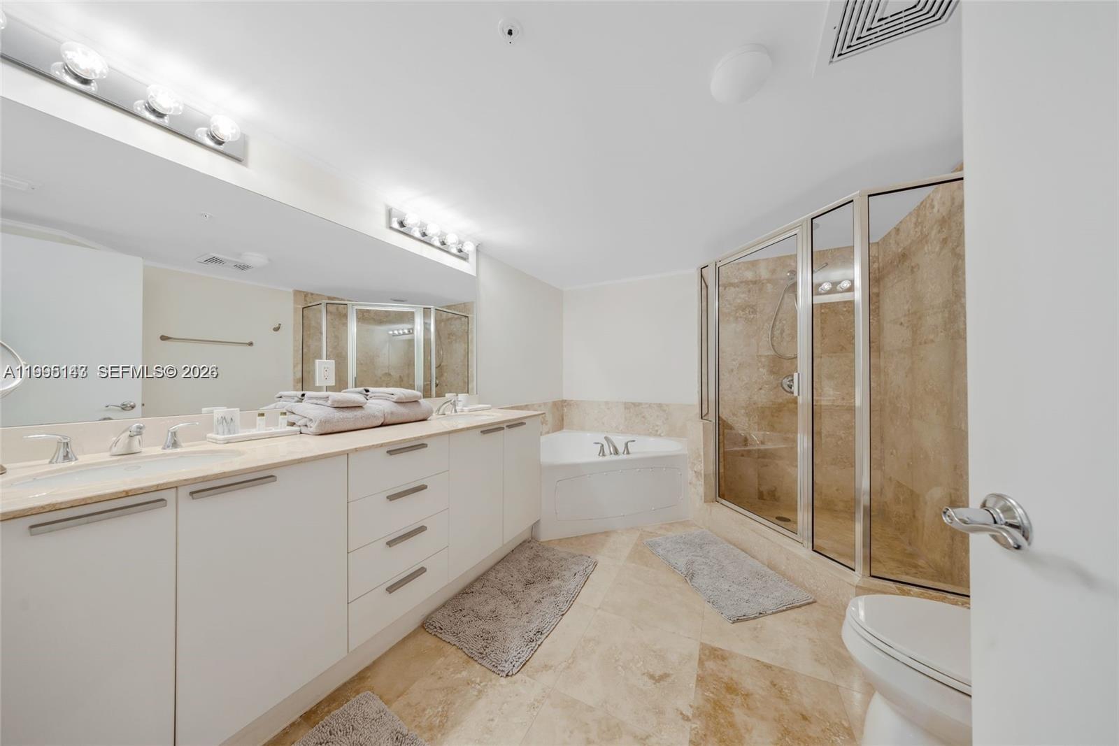 LA PERLA CONDO - Residential