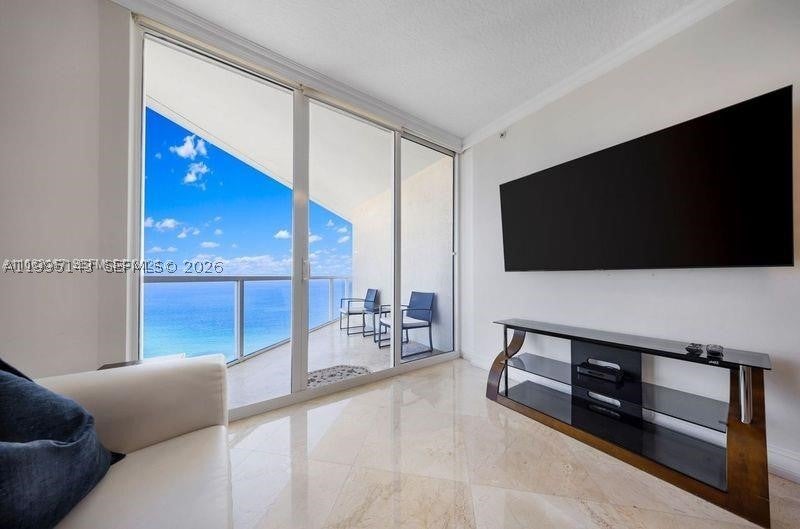16699 Collins Ave 4006