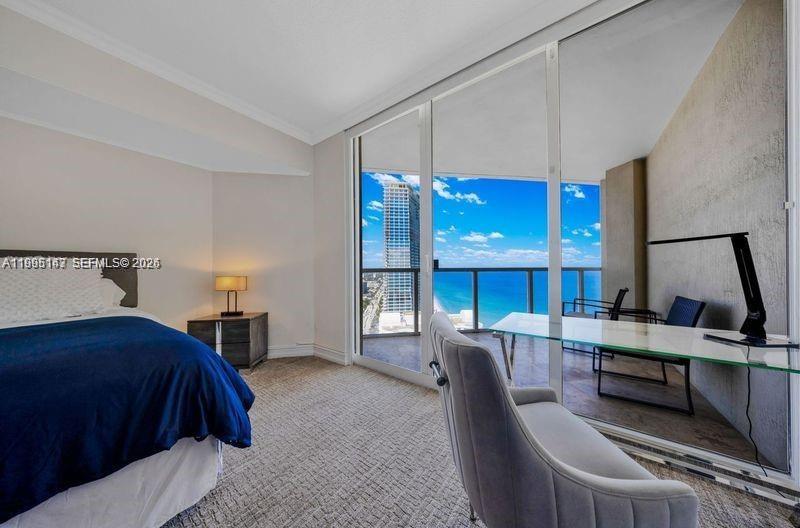 LA PERLA CONDO - Residential