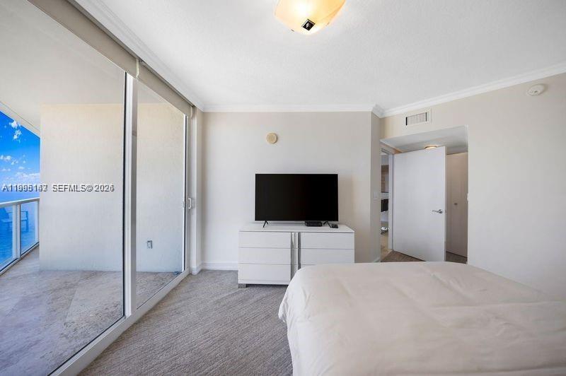 LA PERLA CONDO - Residential