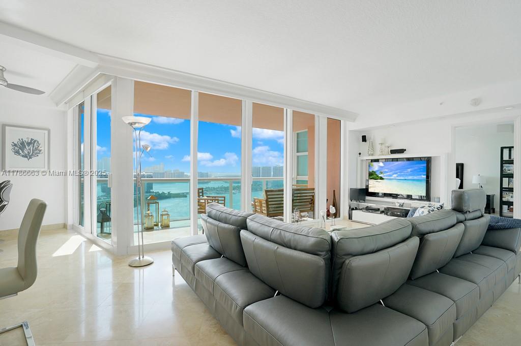 3370 Hidden Bay Dr 2310