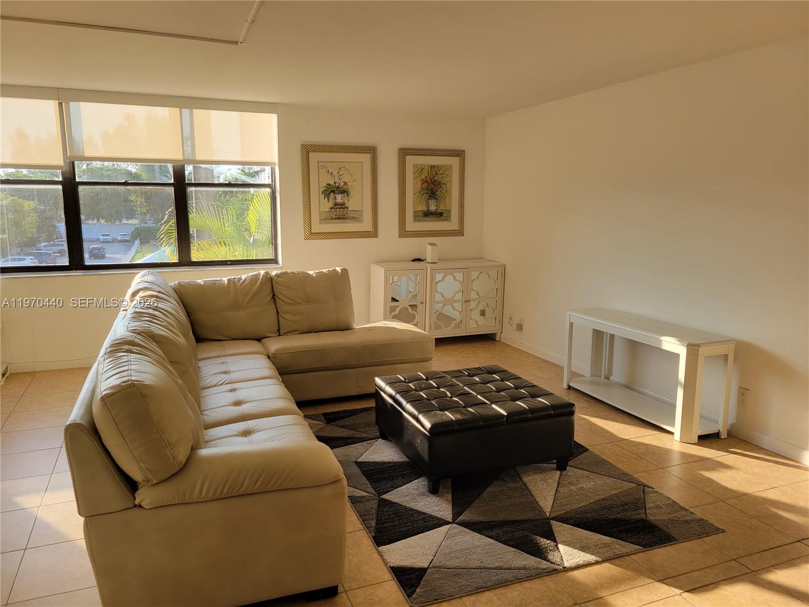 20381 NE 30th Ave 324-7