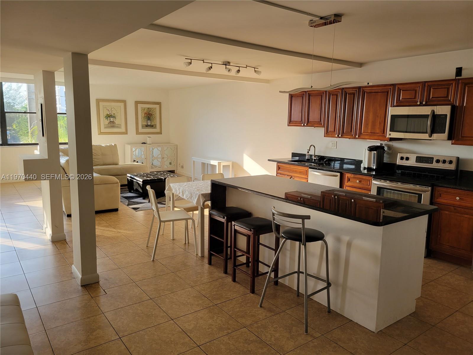 20381 NE 30th Ave 324-7