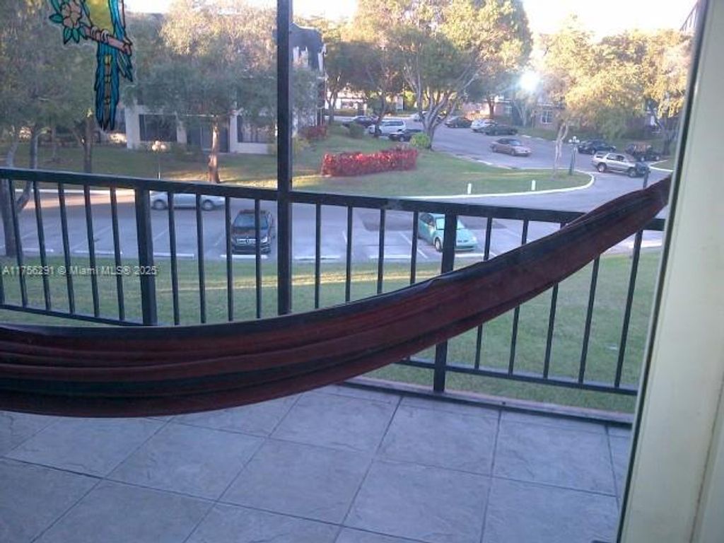 Photo of 3670 Inverrary Dr #3 K, Lauderhill, FL 33319 (MLS # A11756291)