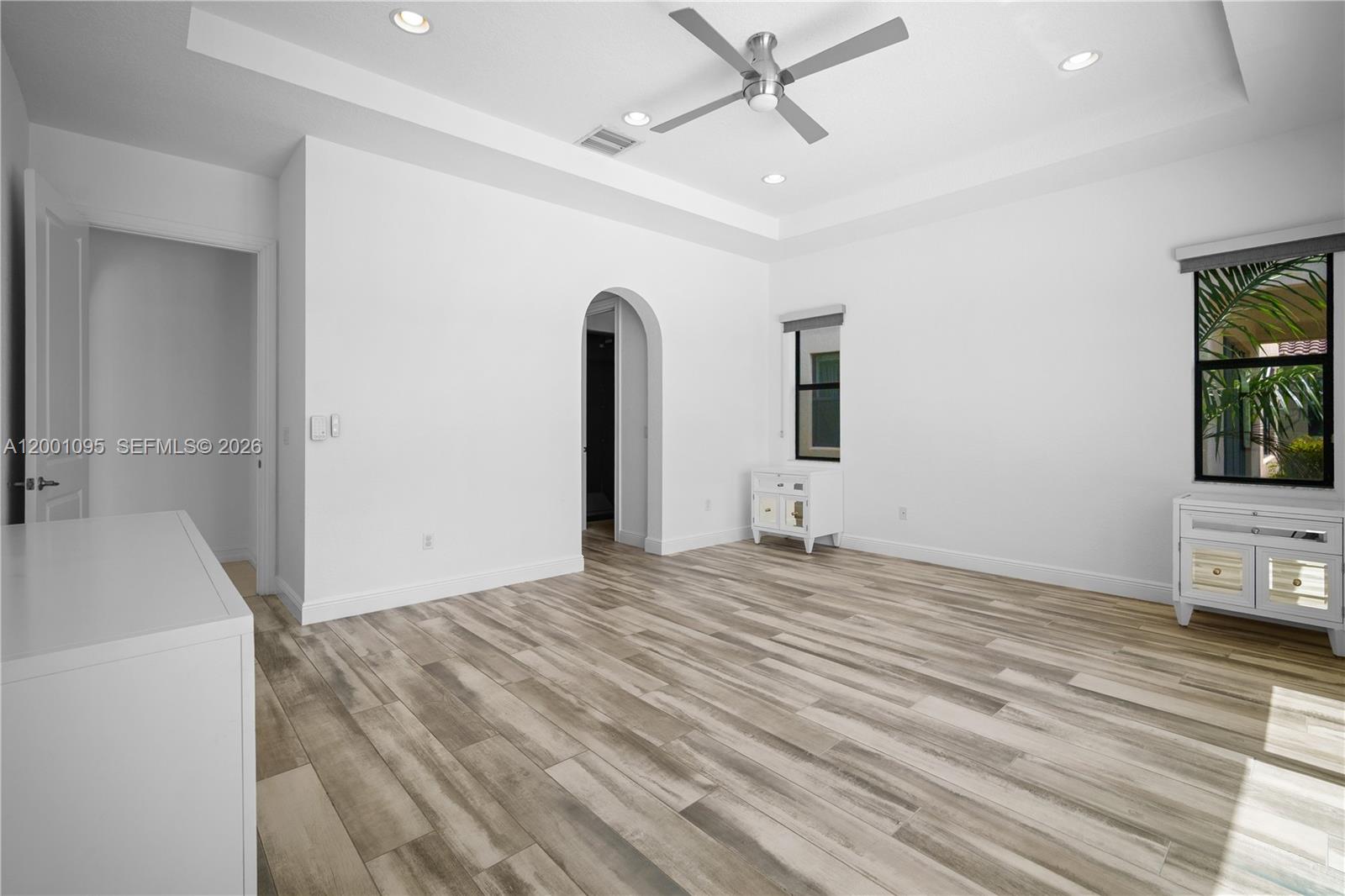 PEMBROKE LAKES SOUTH - Residential