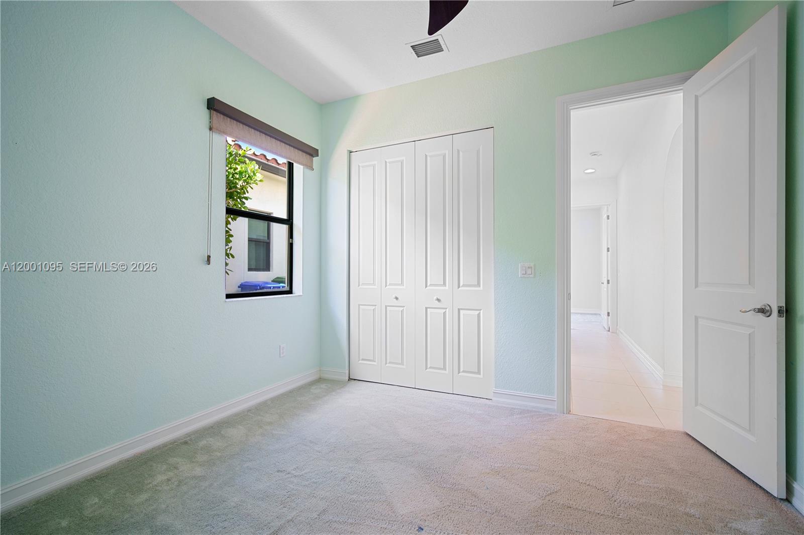 PEMBROKE LAKES SOUTH - Residential