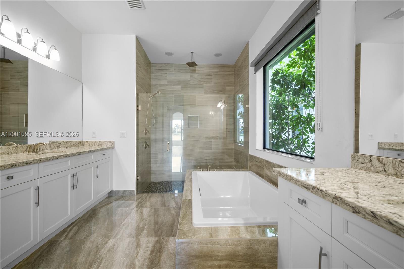 PEMBROKE LAKES SOUTH - Residential