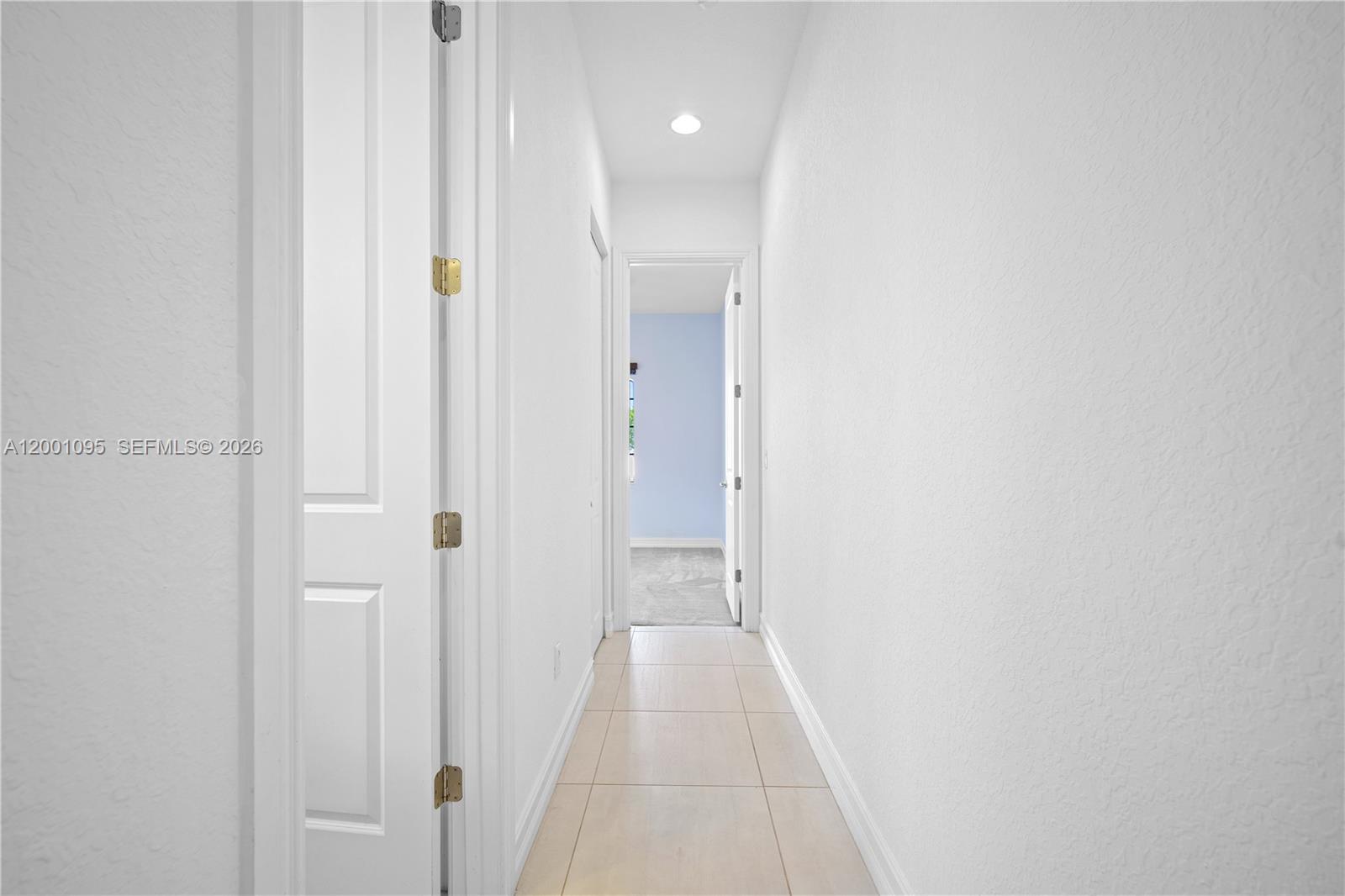 PEMBROKE LAKES SOUTH - Residential