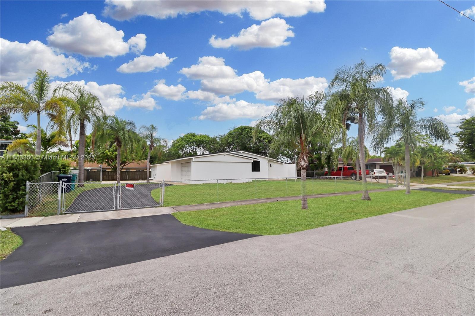 PALMETTO COUNTRY CLUB EST - Residential