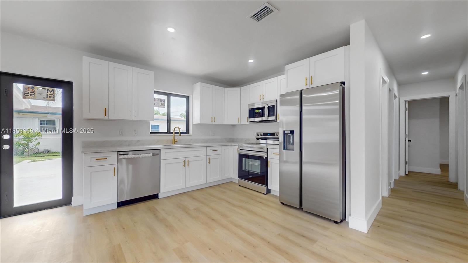 PALMETTO COUNTRY CLUB EST - Residential