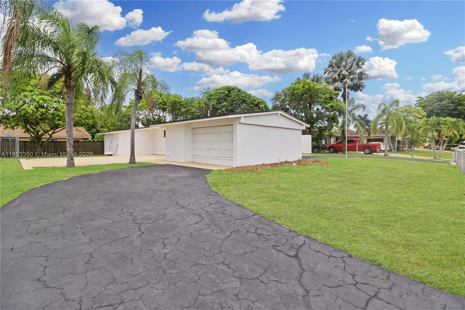 PALMETTO COUNTRY CLUB EST - Residential