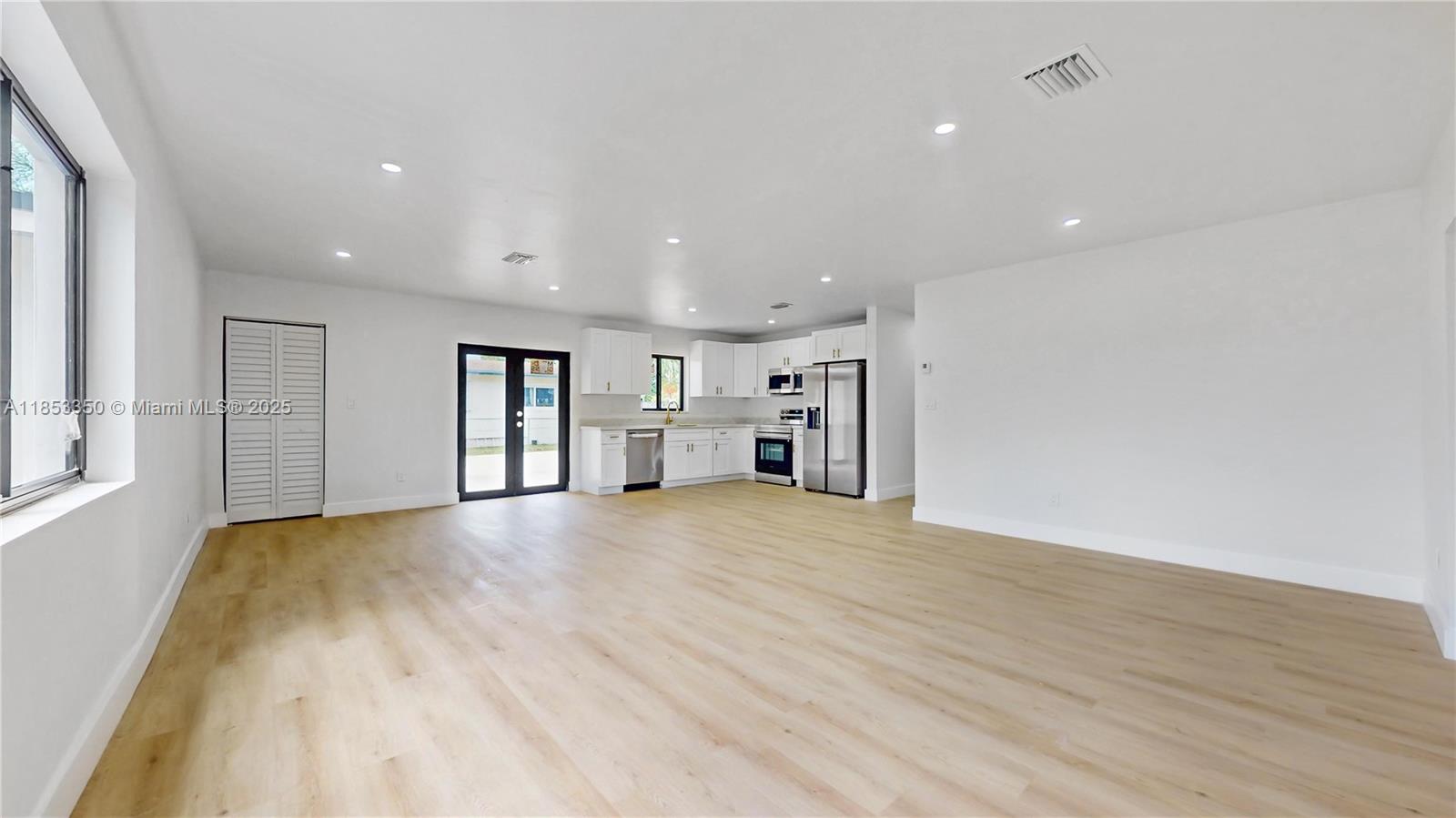 PALMETTO COUNTRY CLUB EST - Residential