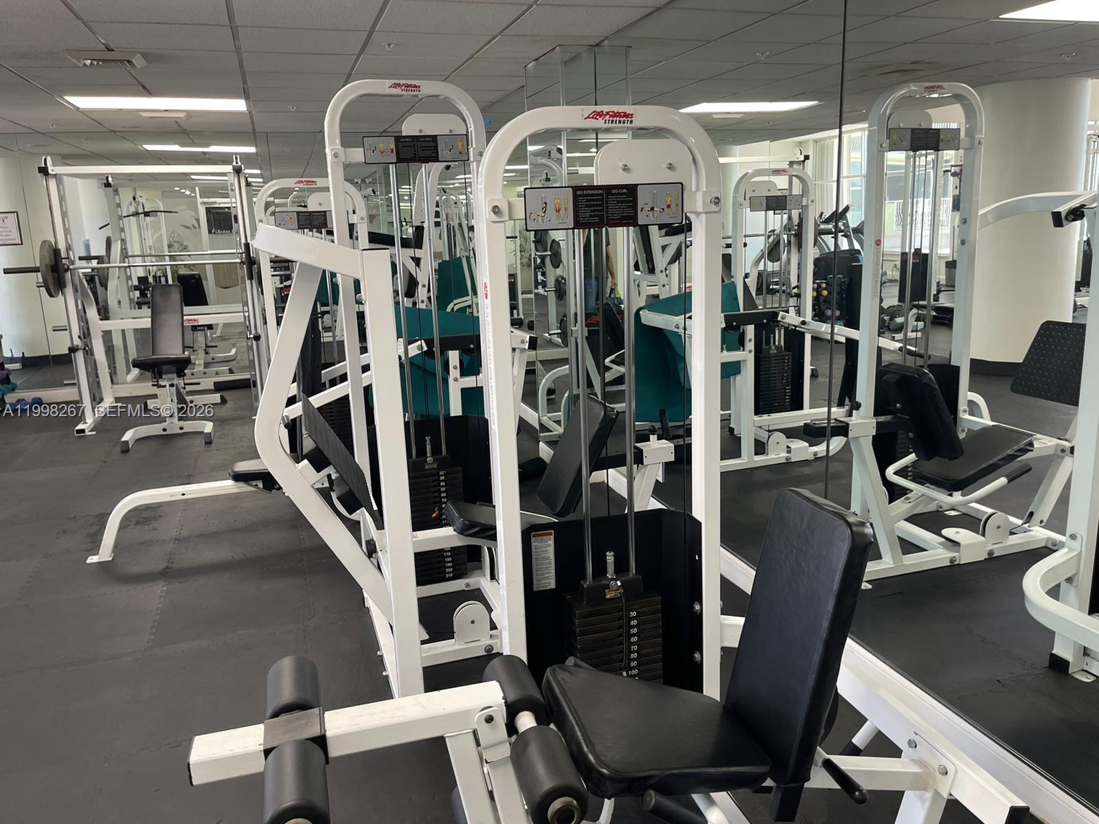 ISLAND POINTE CONDO - Residential Lease