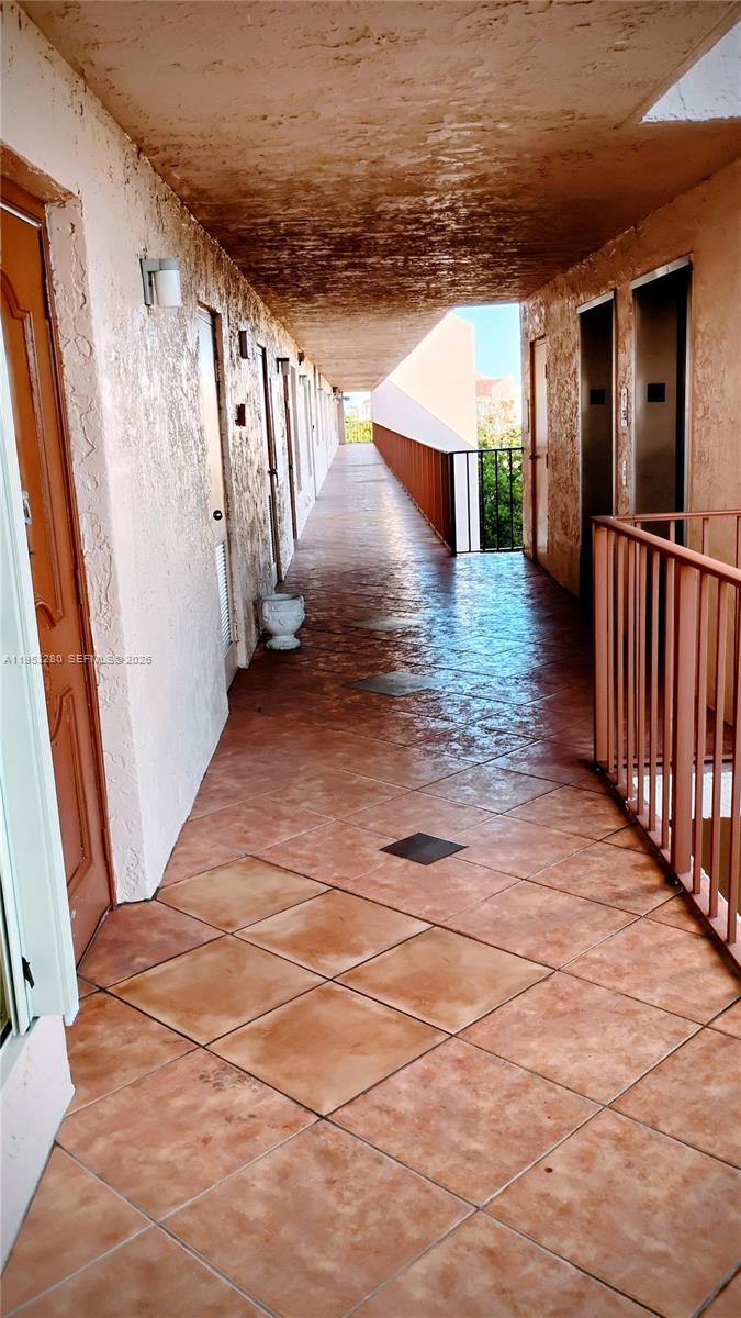 VILLAGES OF ORIOLE BONAIR - Residential