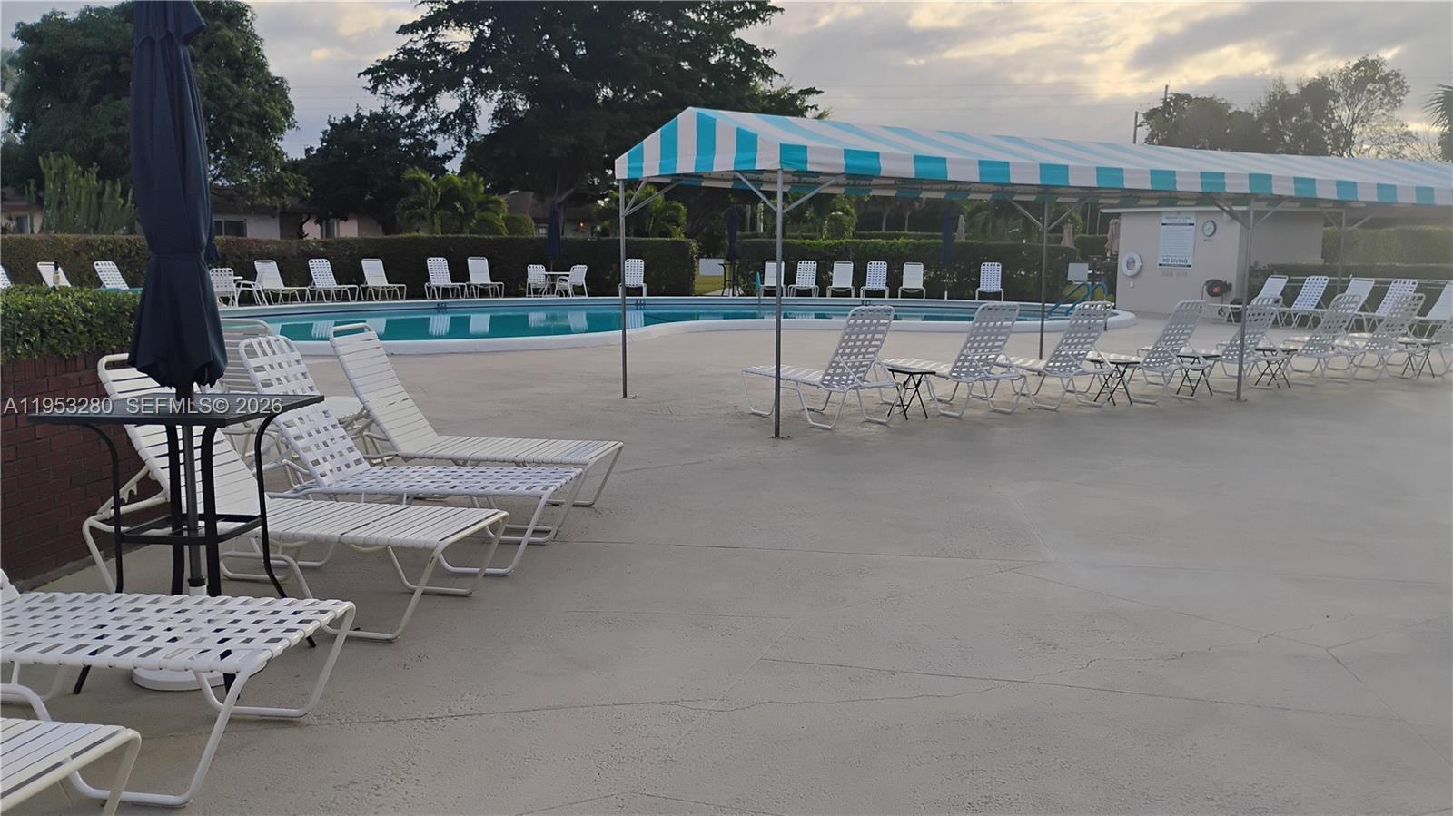 VILLAGES OF ORIOLE BONAIR - Residential