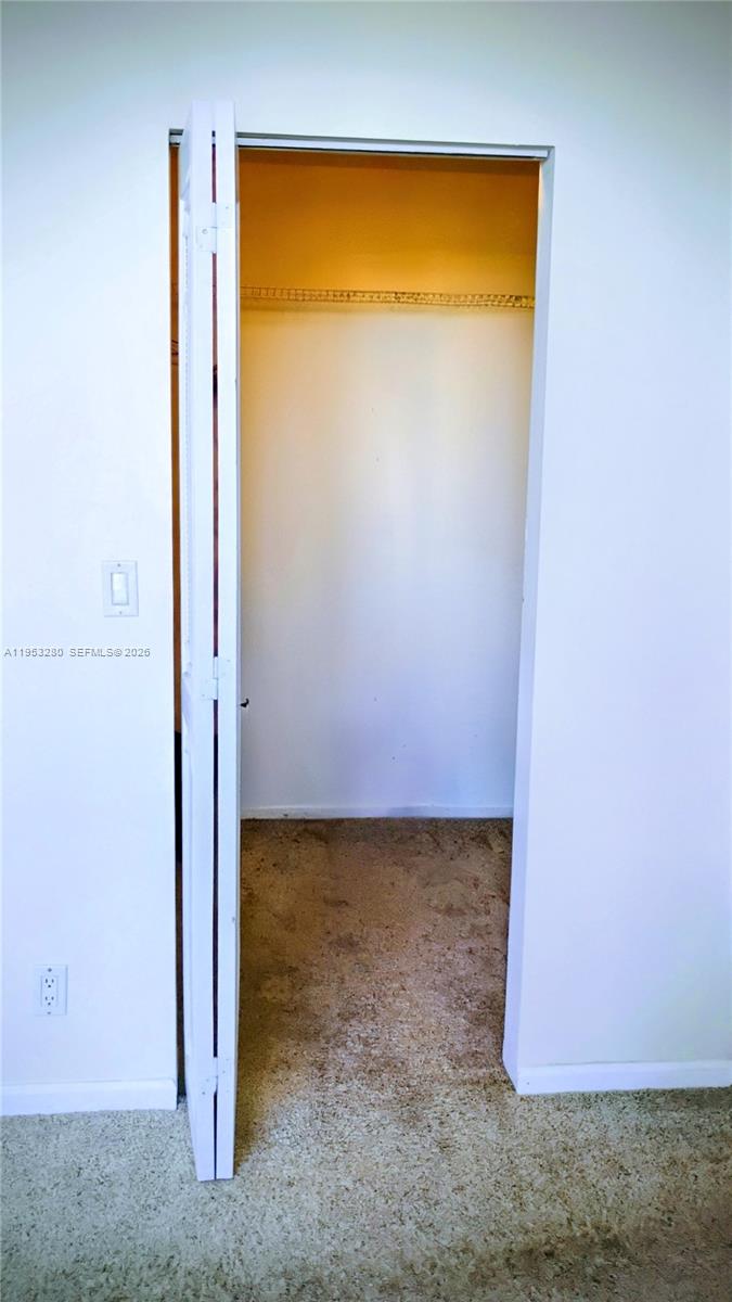 VILLAGES OF ORIOLE BONAIR - Residential