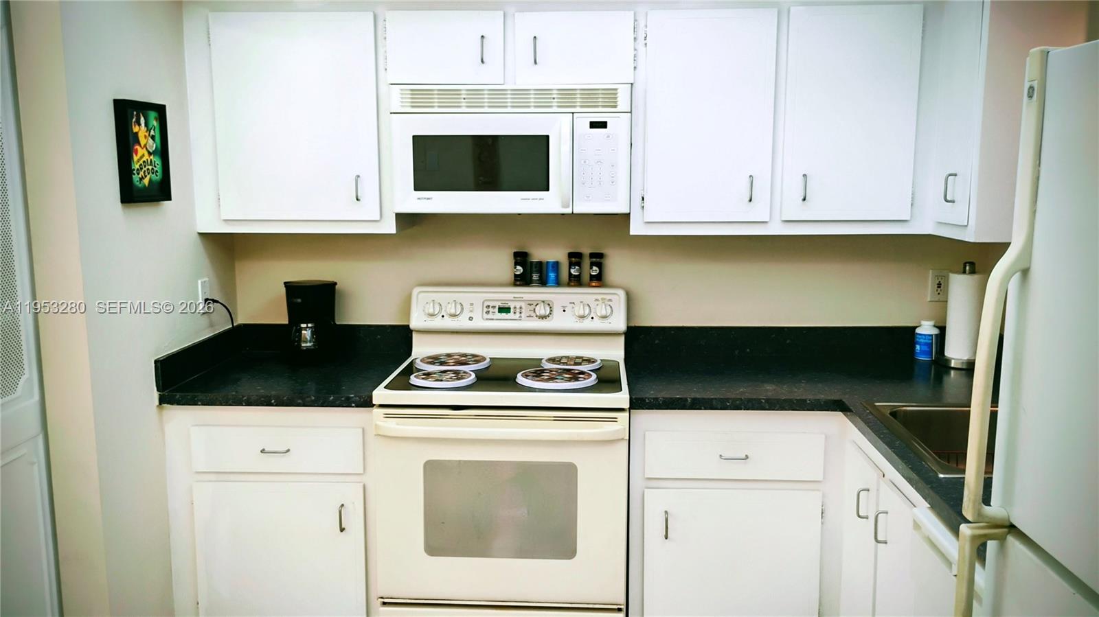 VILLAGES OF ORIOLE BONAIR - Residential