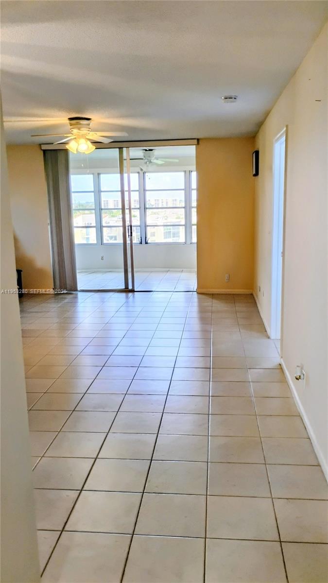 VILLAGES OF ORIOLE BONAIR - Residential